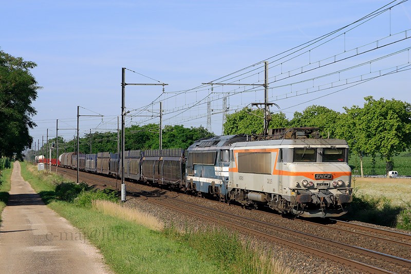 BB 7421.JPG